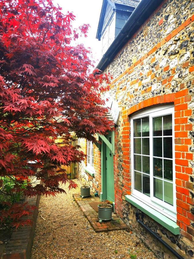 Historic, Traditional & Spacious Wiltshire Cottage Shrewton Luaran gambar